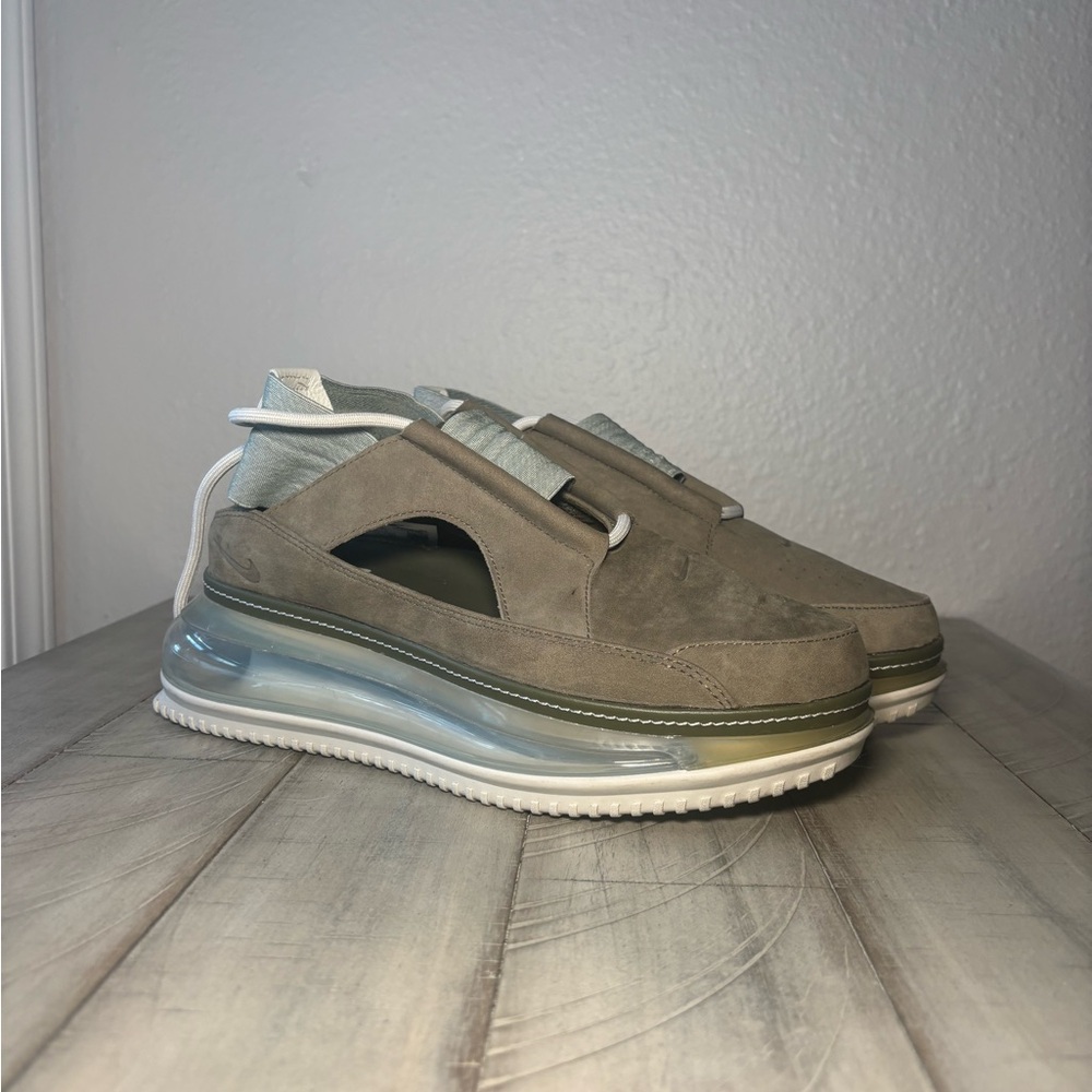 Nike Women's Air Max FF 720 Olive Green sandal-sneakers Size 10